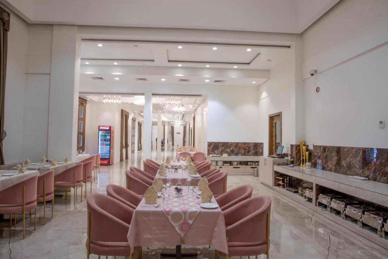 The Utopia Resort Sānchi Екстериор снимка