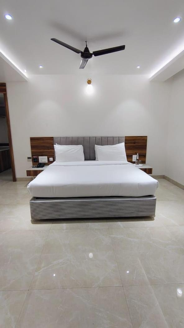 The Utopia Resort Sānchi Екстериор снимка