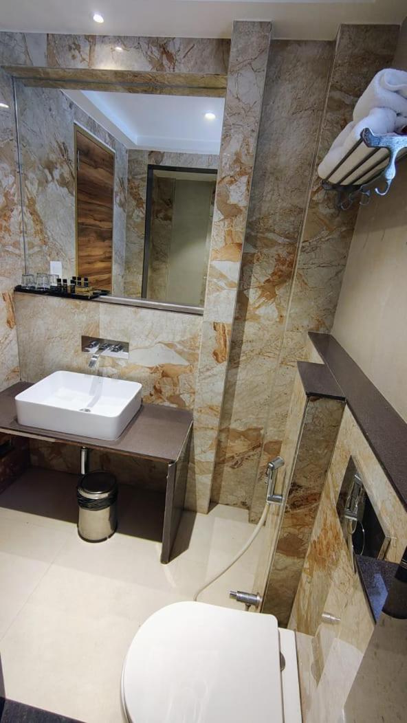The Utopia Resort Sānchi Екстериор снимка