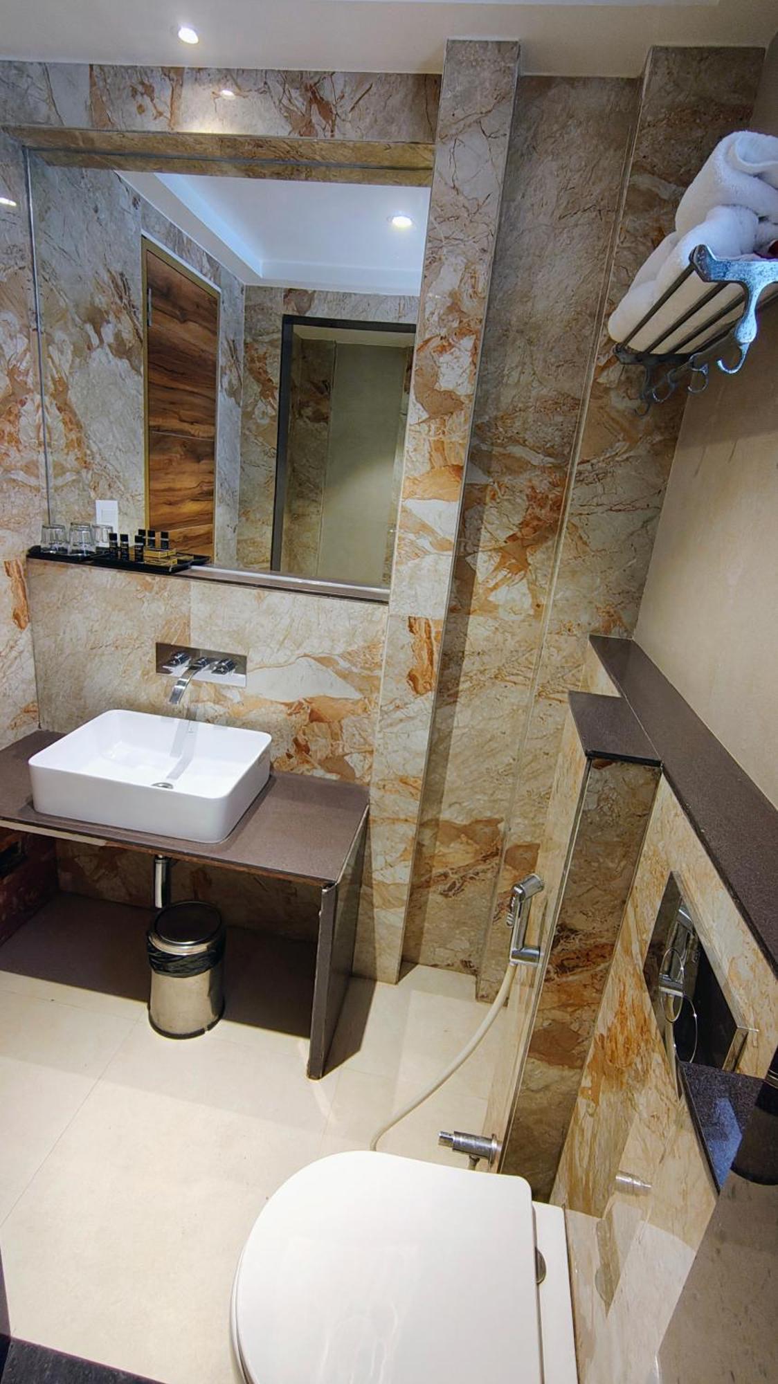 The Utopia Resort Sānchi Екстериор снимка